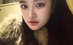 王爷有力缓慢而坚定的进入